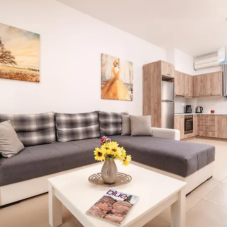 Apartment Urania Luxury With Pool View -loutra Loutra